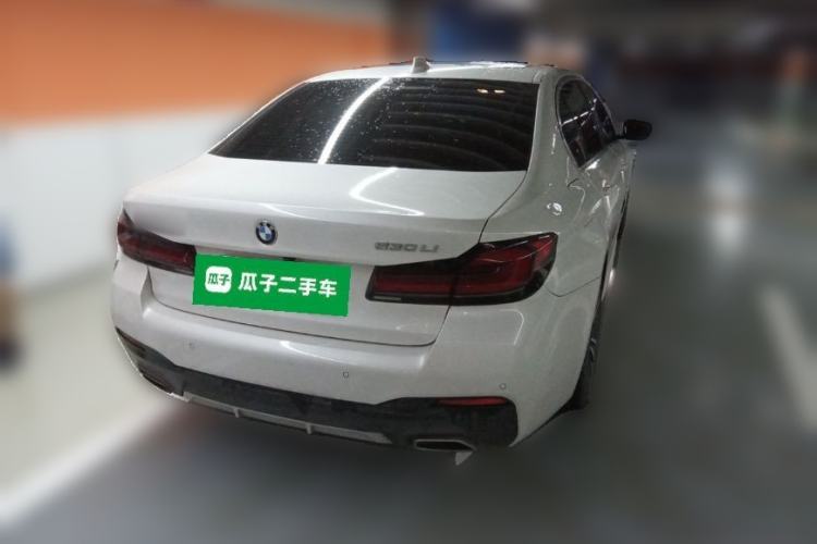 Used BMW 5 Series 2022 530Li Leading Model M Sport Package Rear Right 45 Deg