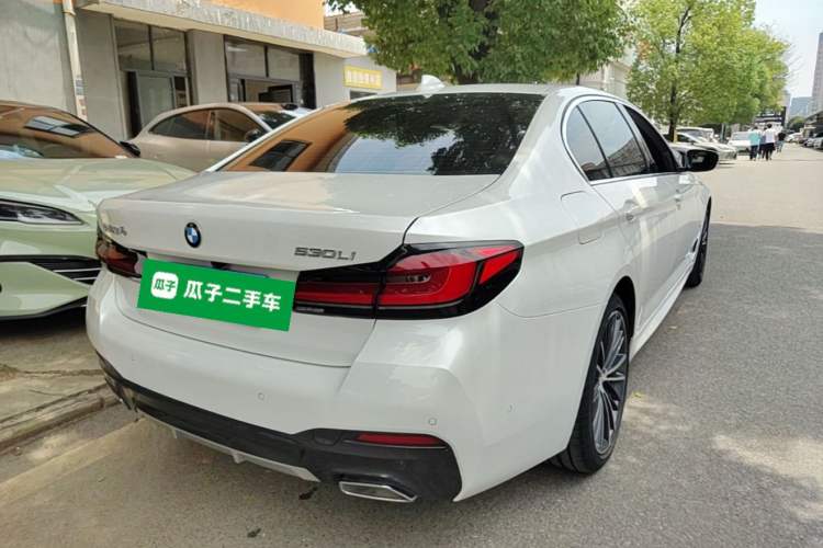 Used BMW 5 Series 2022 Second Facelift 530Li Leading Edition M Sport Package Rear Right 45 Deg