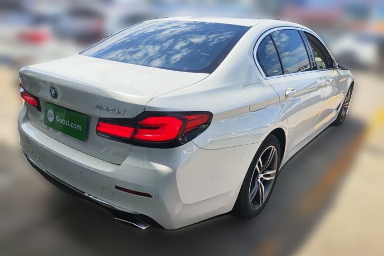 Used BMW 5 Series 2022 Updated 530Li Leading Edition Luxury Package Rear Right 45 Deg