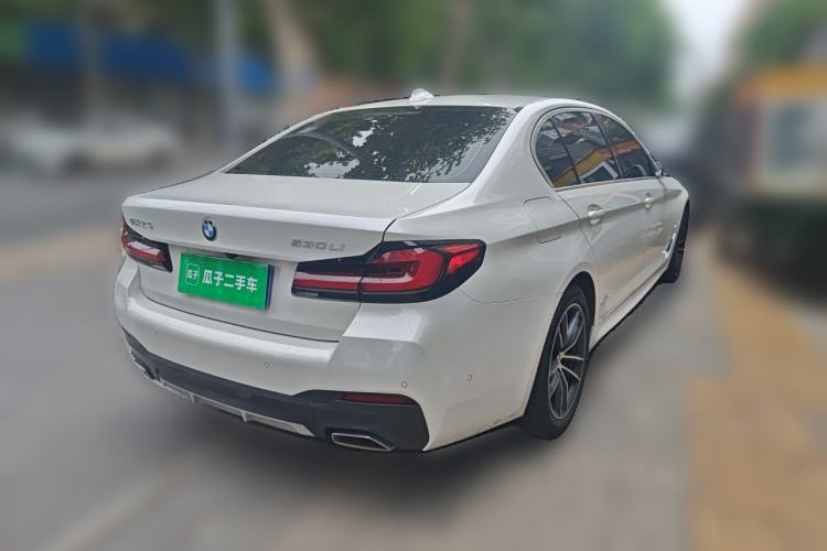 Used BMW 5 Series 2022 Second Facelift 525Li M Sport Package Rear Right 45 Deg