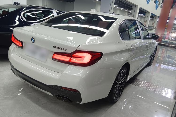 Used BMW 5 Series 2022 Restyled 530Li Leading Edition M Sport Package Rear Right 45 Deg