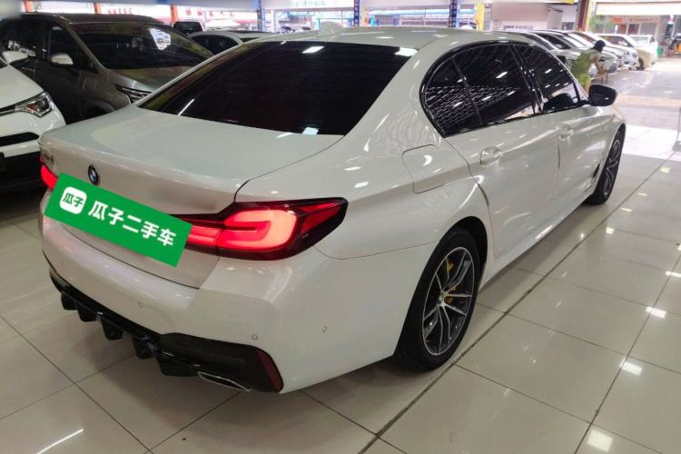 Used BMW 5 Series 2022 Second Facelift 525Li M Sport Package Rear Right 45 Deg
