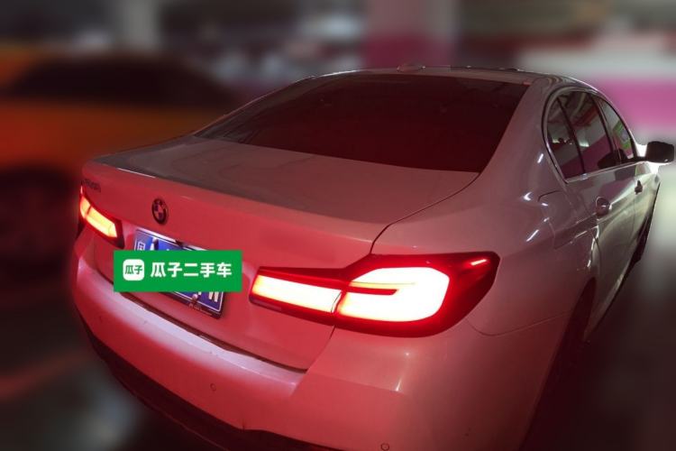 Used BMW 5 Series 2022 530Li Luxury Edition M Sport Package Rear Right 45 Deg