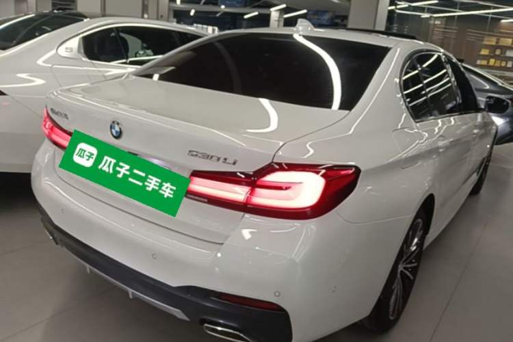 Used BMW 5 Series 2022 Second Facelift 530Li Leading Edition M Sport Package Rear Right 45 Deg