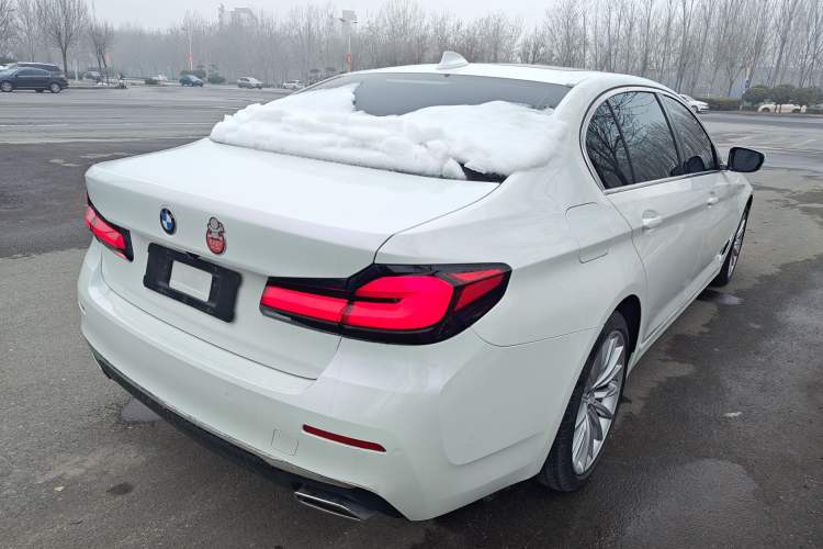 Used BMW 5 Series 2022 Second Facelift 530Li Luxury Edition Premium Package Rear Right 45 Deg