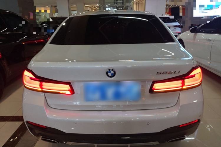 Used BMW 5 Series 2022 Second Facelift 525Li M Sport Package Rear