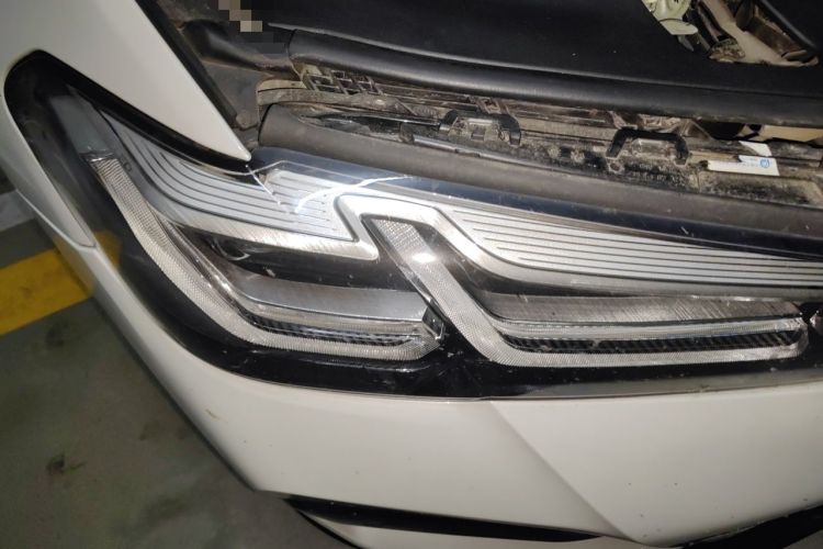 Used BMW 5 Series 2022 Restyled 525Li M Sport Package Right Front Headlight