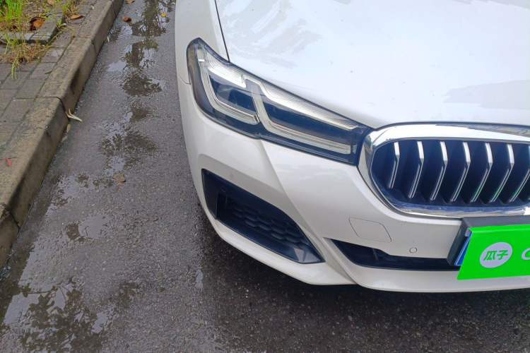Used BMW 5 Series 2022 Restyled 525Li M Sport Package Right Front Headlight