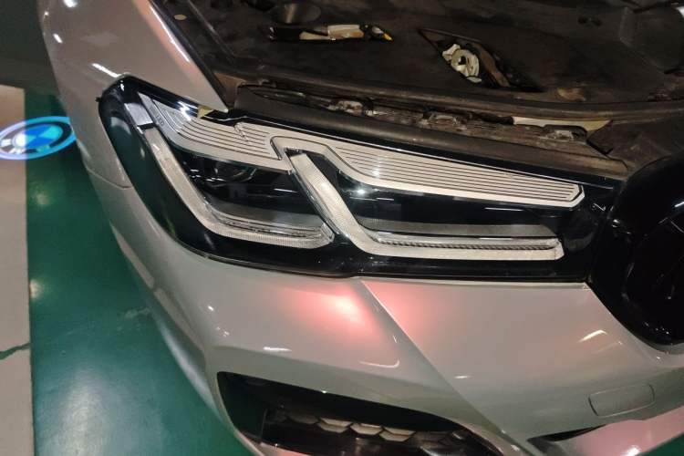 Used BMW 5 Series 2022 530i M Sport Package Right Front Headlight