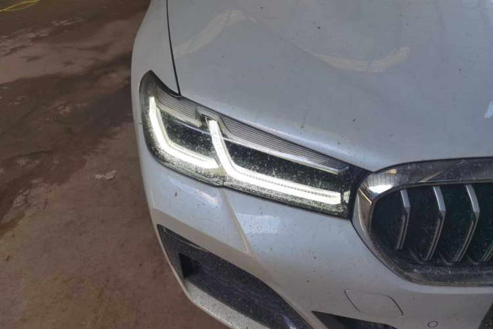 Used BMW 5 Series 2022 Second Facelift 530Li Leading Edition M Sport Package Right Front Headlight