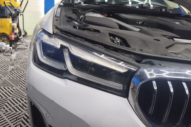 Used BMW 5 Series 2022 Restyled 525Li Luxury Package Right Front Headlight