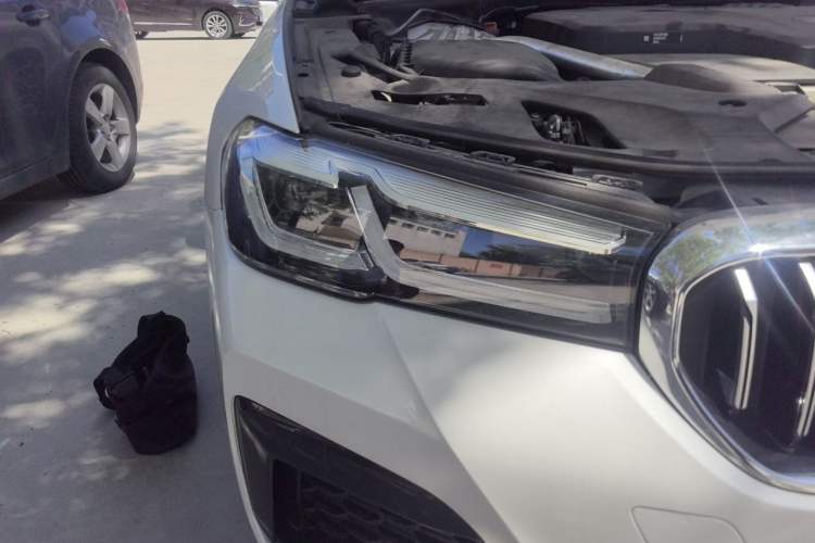 Used BMW 5 Series 2022 Second Facelift 525Li M Sport Package Right Front Headlight