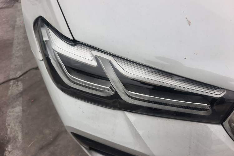 Used BMW 5 Series 2022 Second Facelift 525Li M Sport Package Right Front Headlight