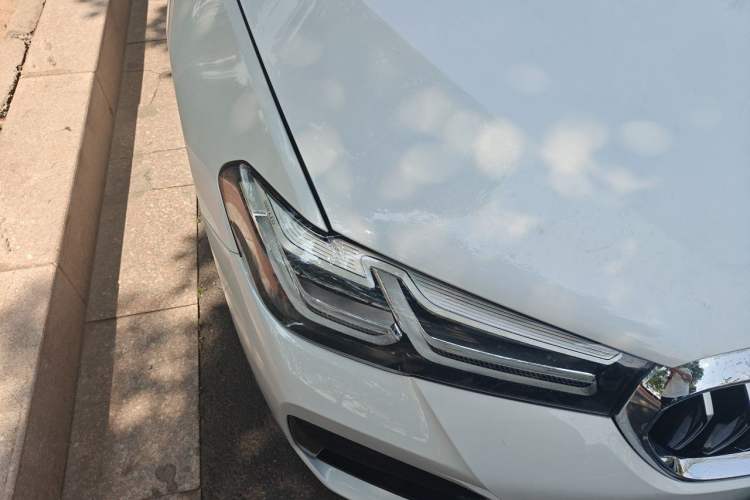 Used BMW 5 Series 2022 Second Facelift 530Li Leading Edition M Sport Package Right Front Headlight