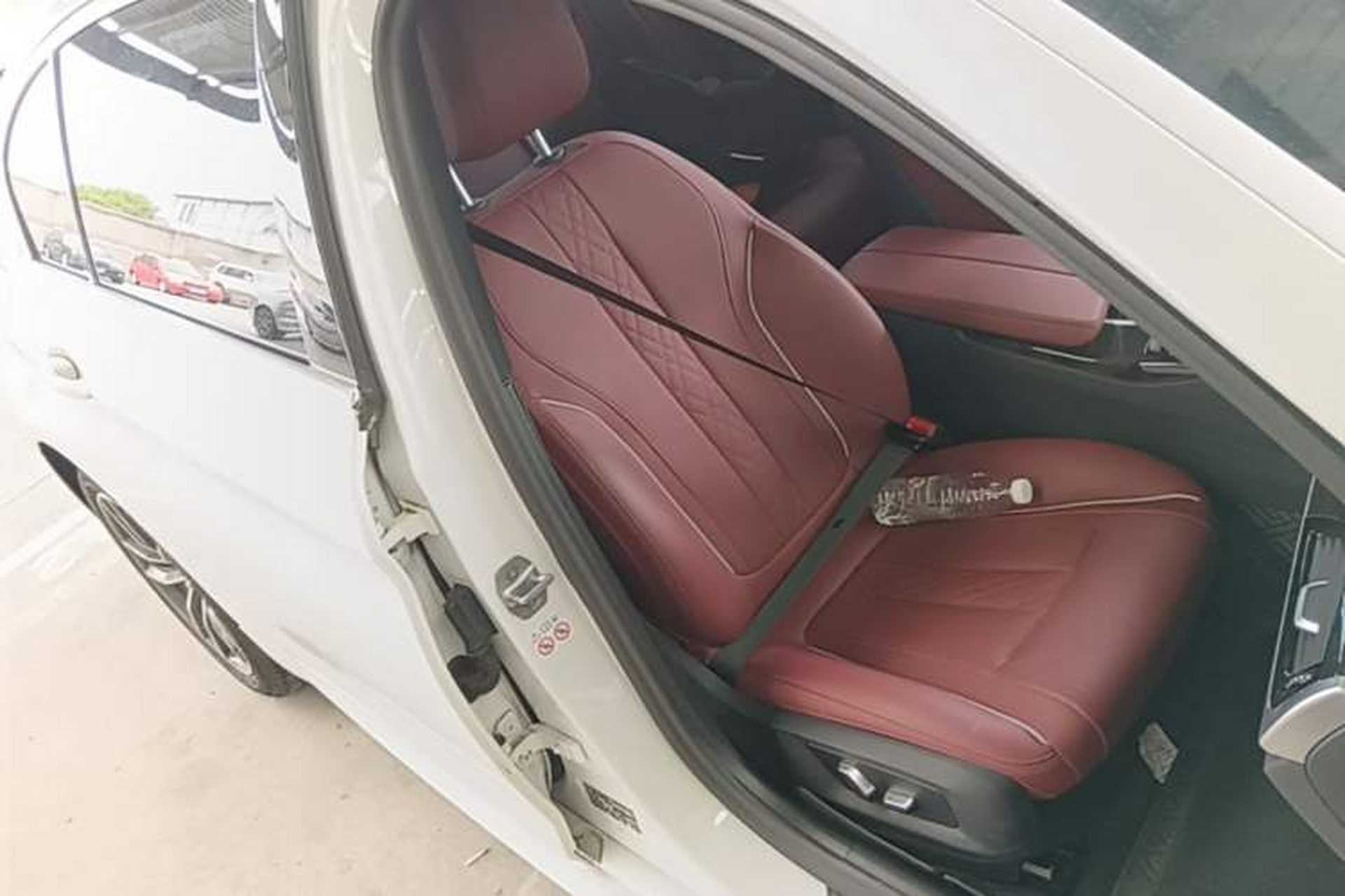 Used BMW 5 Series 2022 Restyled 525Li M Sport Package Right Front Seat