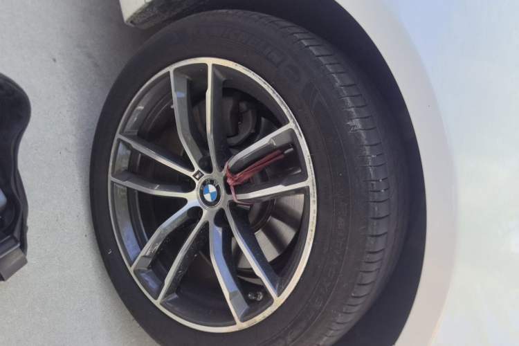 Used BMW 5 Series 2022 Second Facelift 525Li M Sport Package Right Front Wheel Hub