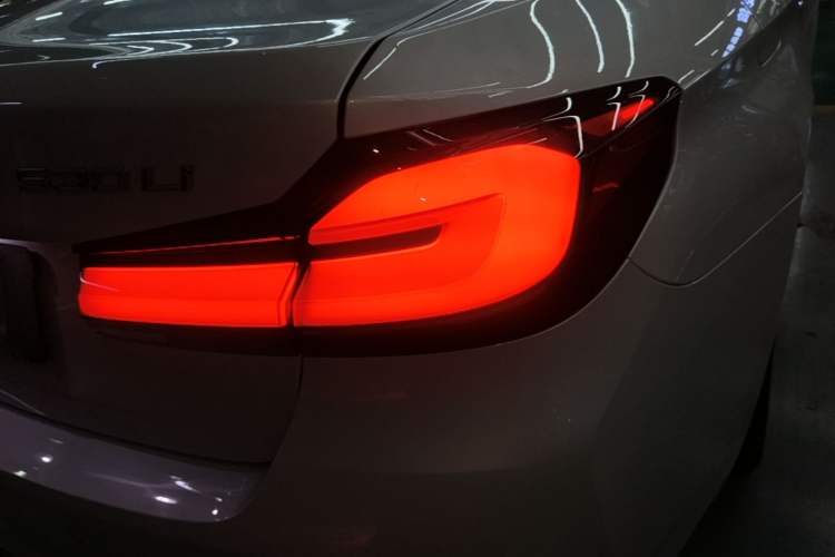Used BMW 5 Series 2022 Updated 530Li Leading Edition Luxury Package Right Rear Taillight