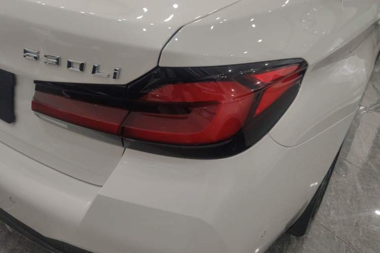 Used BMW 5 Series 2022 Restyled 525Li M Sport Package Right Rear Taillight