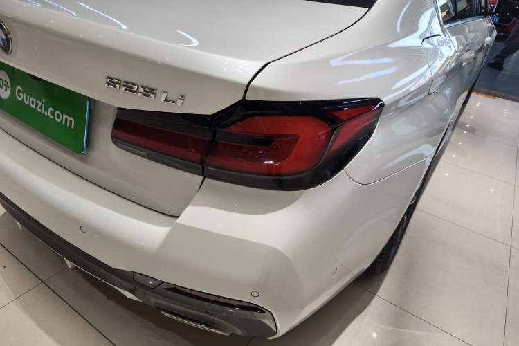 Used BMW 5 Series 2022 Second Facelift 525Li M Sport Package Right Rear Taillight