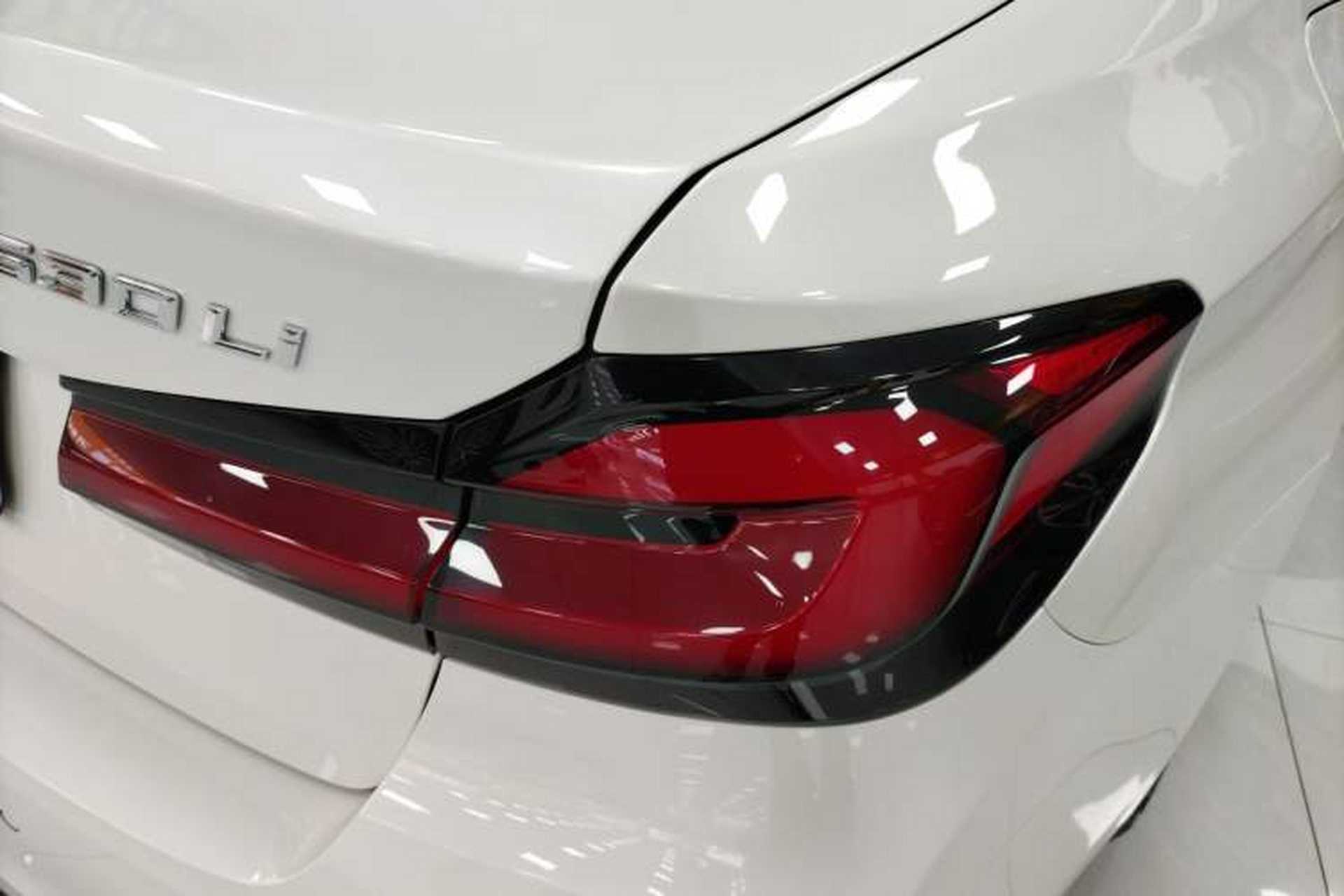 Used BMW 5 Series 2022 Second Facelift 530Li Luxury Edition Premium Package Right Rear Taillight