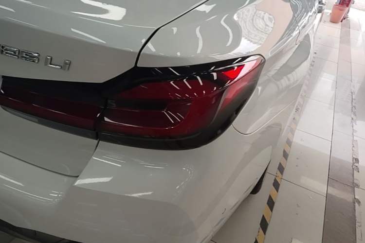 Used BMW 5 Series 2022 Restyled 525Li M Sport Package Right Rear Taillight