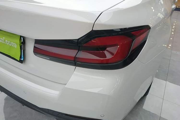 Used BMW 5 Series 2022 Second Facelift 525Li M Sport Package Right Rear Taillight