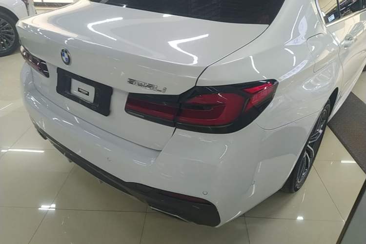 Used BMW 5 Series 2022 Restyled 525Li M Sport Package Right Rear Taillight