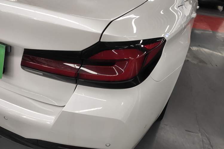 Used BMW 5 Series 2022 Restyled 525Li M Sport Package Right Rear Taillight