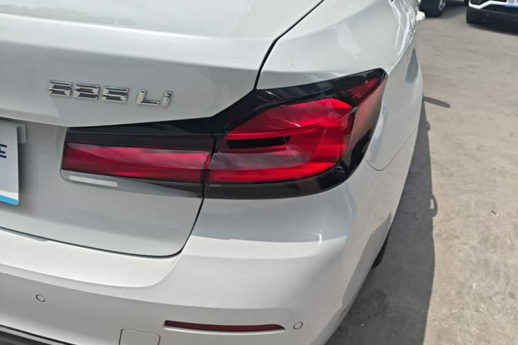 Used BMW 5 Series 2022 Restyled 525Li Luxury Package Right Rear Taillight
