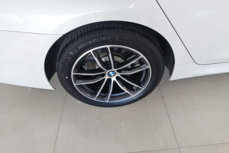Used BMW 5 Series 2022 Restyled 525Li M Sport Package Right Rear Wheel Hub