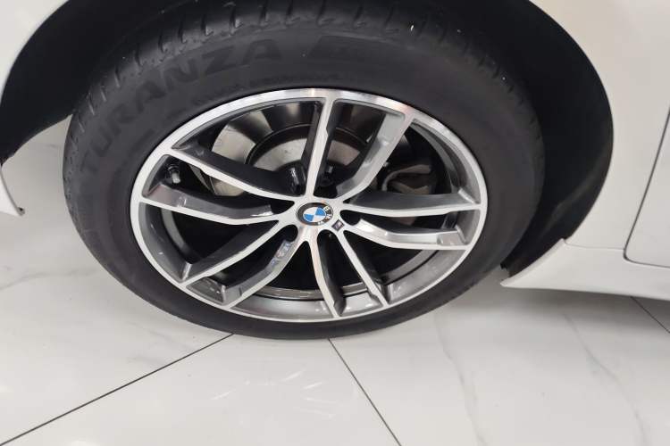 Used BMW 5 Series 2022 Second Facelift 525Li M Sport Package Right Rear Wheel Hub