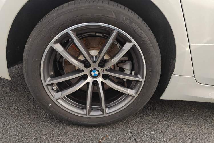 Used BMW 5 Series 2022 Restyled 525Li M Sport Package Right Rear Wheel Hub