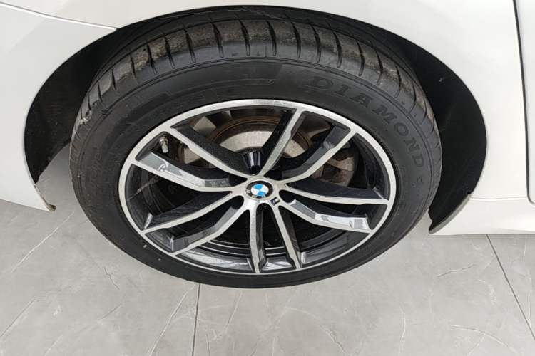 Used BMW 5 Series 2022 Restyled 525Li M Sport Package Right Rear Wheel Hub