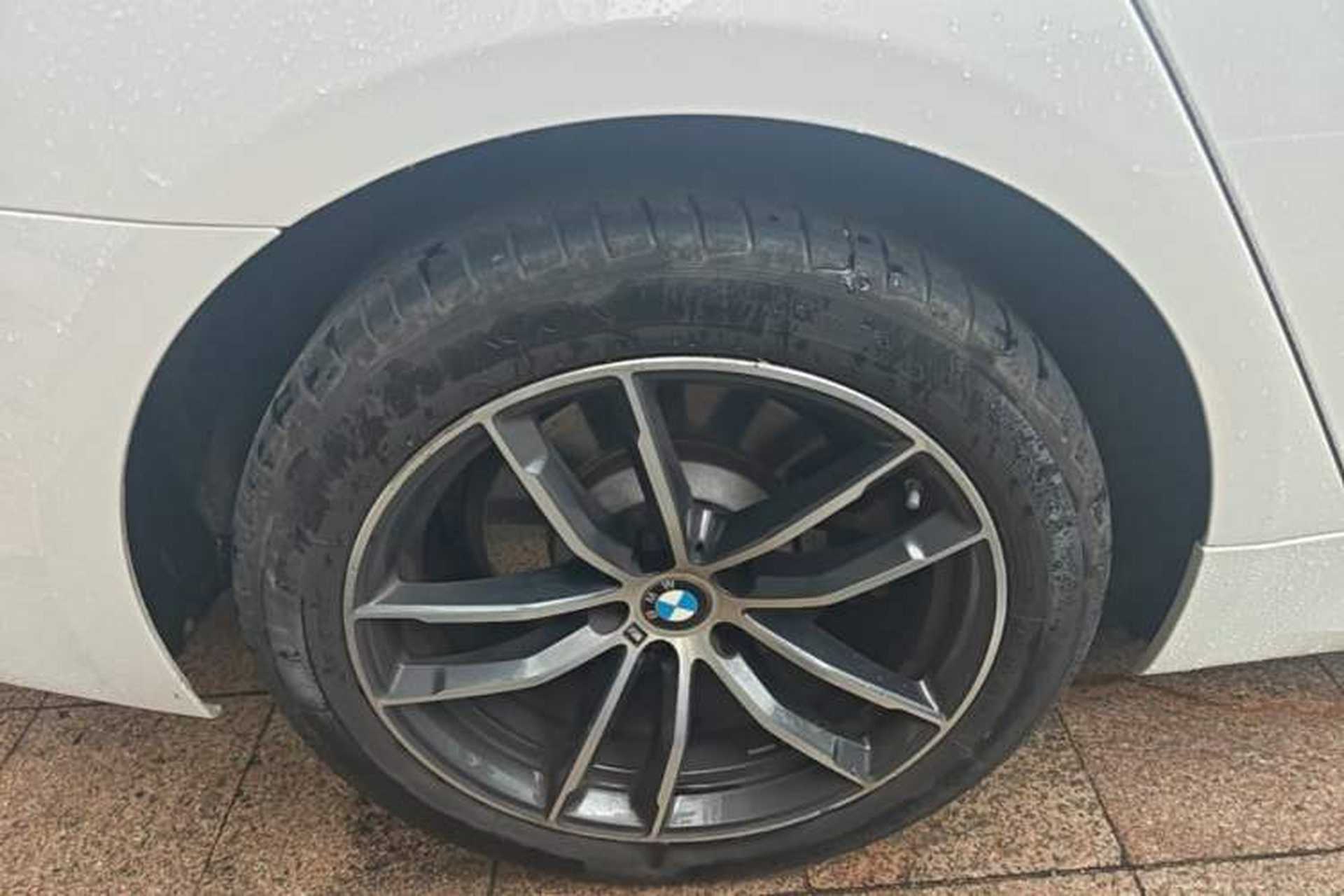 Used BMW 5 Series 2022 Second Facelift 525Li M Sport Package Right Rear Wheel Hub