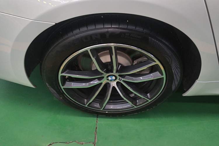 Used BMW 5 Series 2022 Restyled 525Li M Sport Package Right Rear Wheel Hub