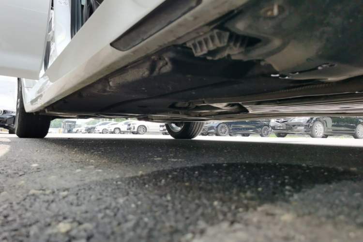 Used BMW 5 Series 2022 Updated 530Li Leading Edition Luxury Package Right Side Sill