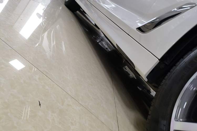 Used BMW 5 Series 2022 Updated 530Li Leading Edition Luxury Package Right Side Sill