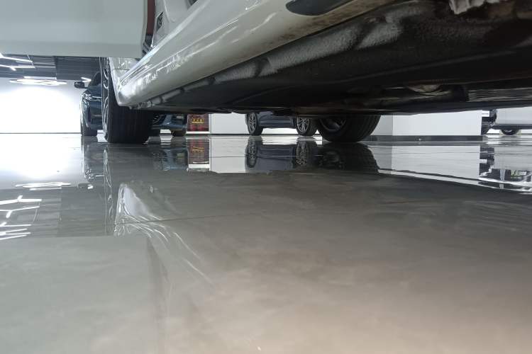 Used BMW 5 Series 2022 Second Facelift 525Li M Sport Package Right Side Sill