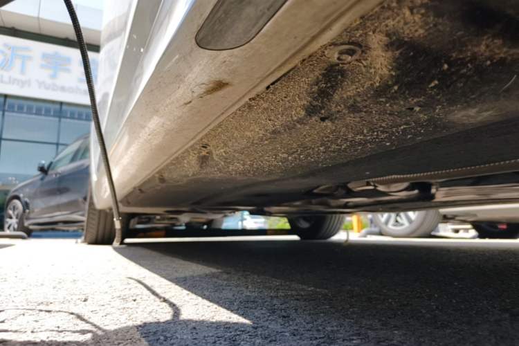 Used BMW 5 Series 2022 Second Facelift 525Li M Sport Package Right Side Sill