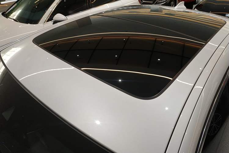 Used BMW 5 Series 2022 Updated 530Li xDrive Luxury Package Roof