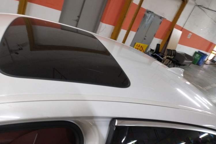 Used BMW 5 Series 2022 Second Facelift 525Li M Sport Package Roof