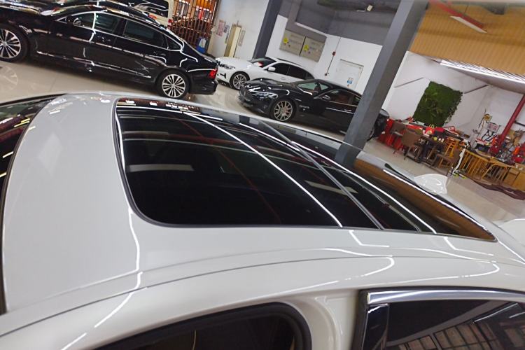 Used BMW 5 Series 2022 Second Facelift 530Li Luxury Edition Premium Package Roof