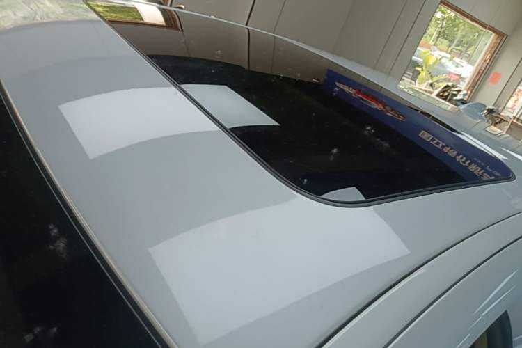 Used BMW 5 Series 2022 Second Facelift 525Li Luxury Package Roof