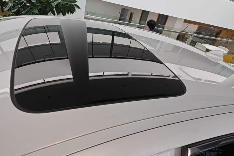 Used BMW 5 Series 2022 Restyled 525Li Luxury Package Roof