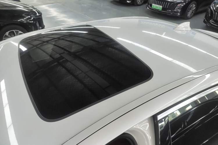 Used BMW 5 Series 2022 Restyled 525Li M Sport Package Roof