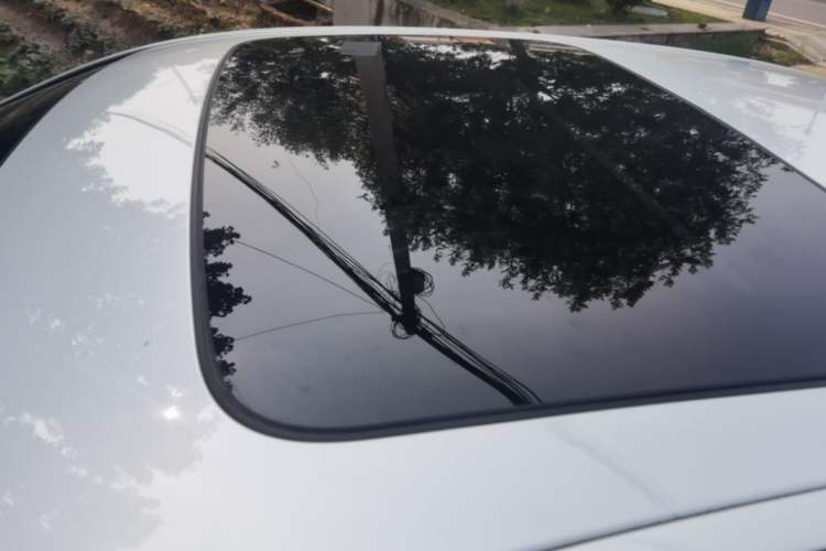 Used BMW 5 Series 2022 525Li Luxury Package Roof