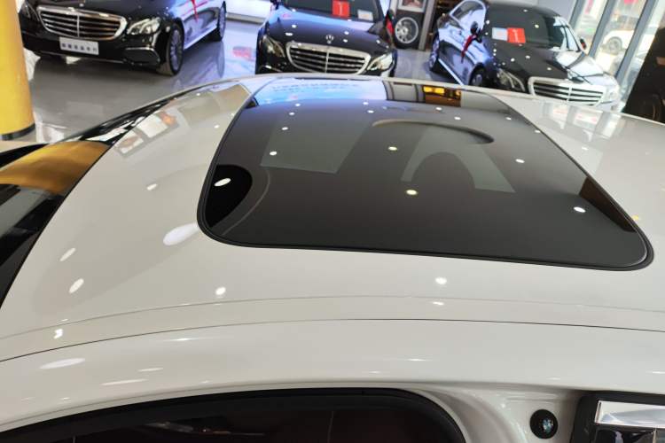 Used BMW 5 Series 2022 Restyled 525Li M Sport Package Roof