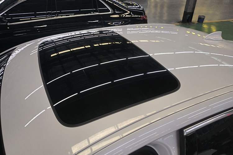 Used BMW 5 Series 2022 Restyled 525Li M Sport Package Roof