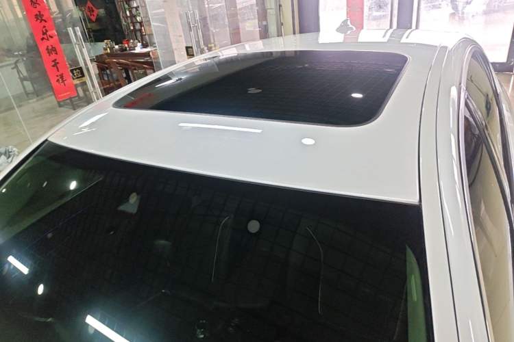 Used BMW 5 Series 2022 Restyled 525Li Luxury Package Roof