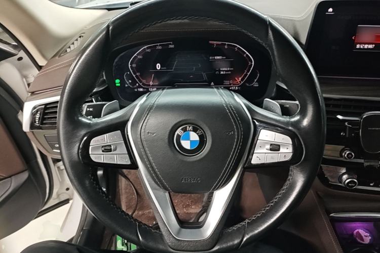 Used BMW 5 Series 2022 Second Facelift 530Li Leading Edition M Sport Package Steering Wheel
